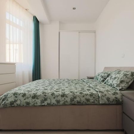 Ambassador Apartment Nagybánya Kültér fotó